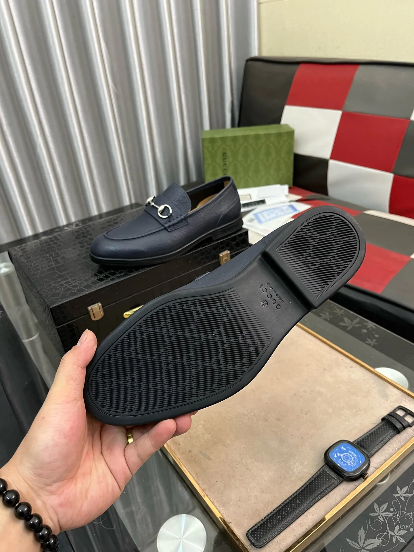 Men's shoes 💰540⌚️⌚️【GUCCi】Original frosted calfskin, water-dyed cowhide lining, original outsole, men's and women's fashion, formal casual leather shoes, slip-on men's and women's shoes series, young fashion, European and American trends, British style, casual matching, comfortable feet, standard code: men's size 38-443️⃣Colors available
